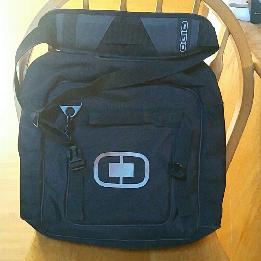 Ogio Smart Scan Computer And Messenger Bag - image 1